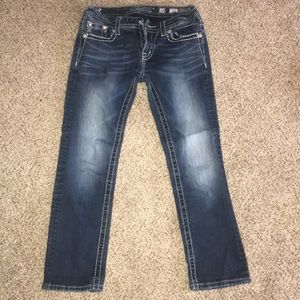 Miss Me Capri. Size 28. Still in good condition.